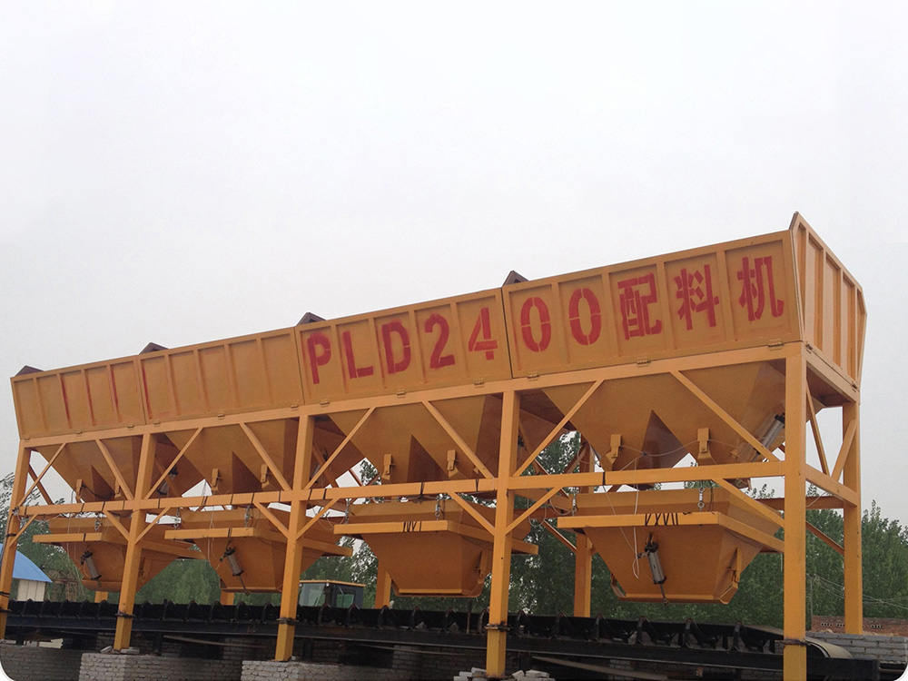 1-2104101U402H6.jpg